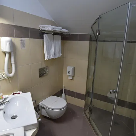 Sokrat Hotell 4*