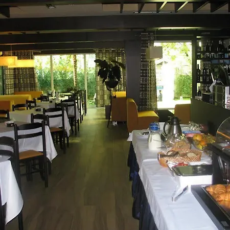 Sokrat Hotell Tirana
