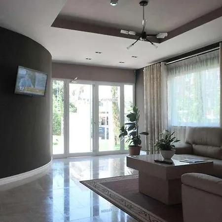 فندق Sokrat 4*