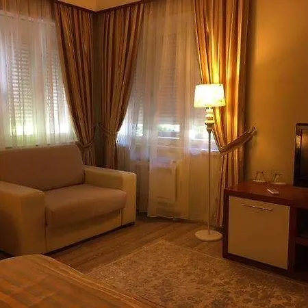 Sokrat Szálloda Tirana