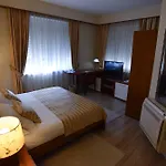Sokrat ホテル 4*