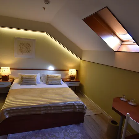 Sokrat Szálloda 4*