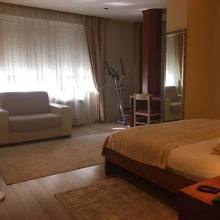 Sokrat Tirana